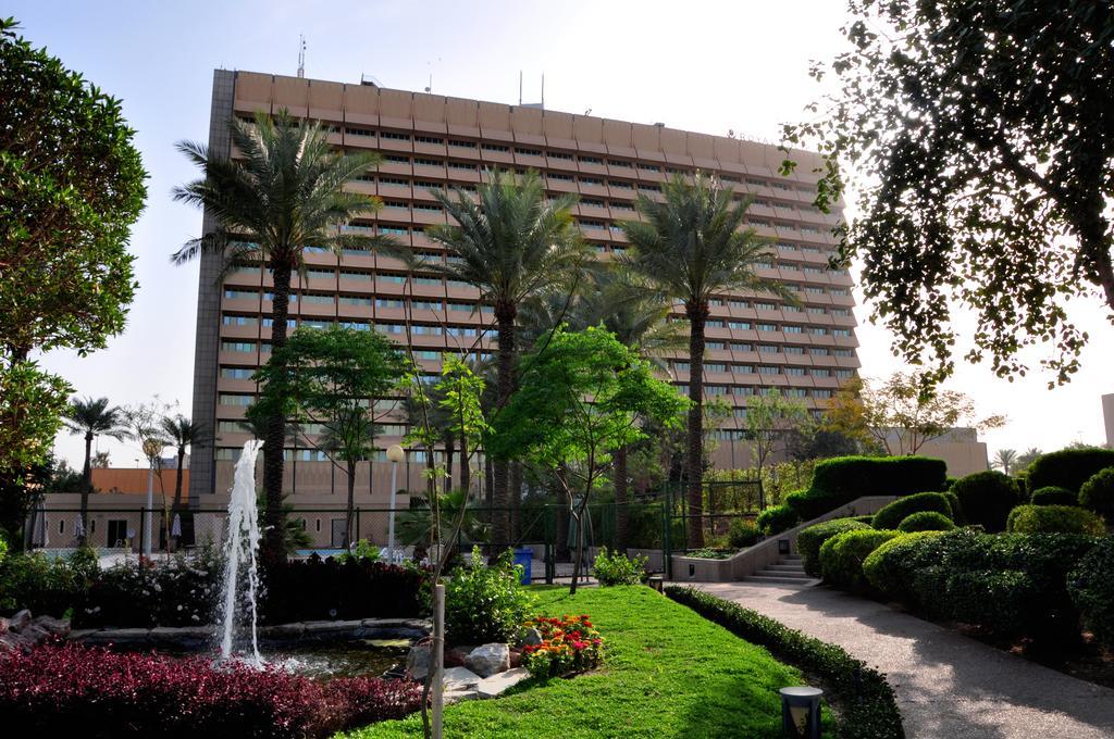 Royal Tulip Alrasheed Hotel Baghdād Zewnętrze zdjęcie