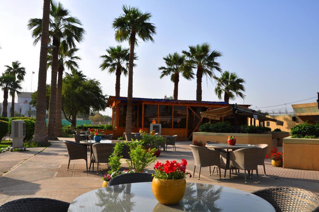 Royal Tulip Alrasheed Hotel Baghdād Zewnętrze zdjęcie