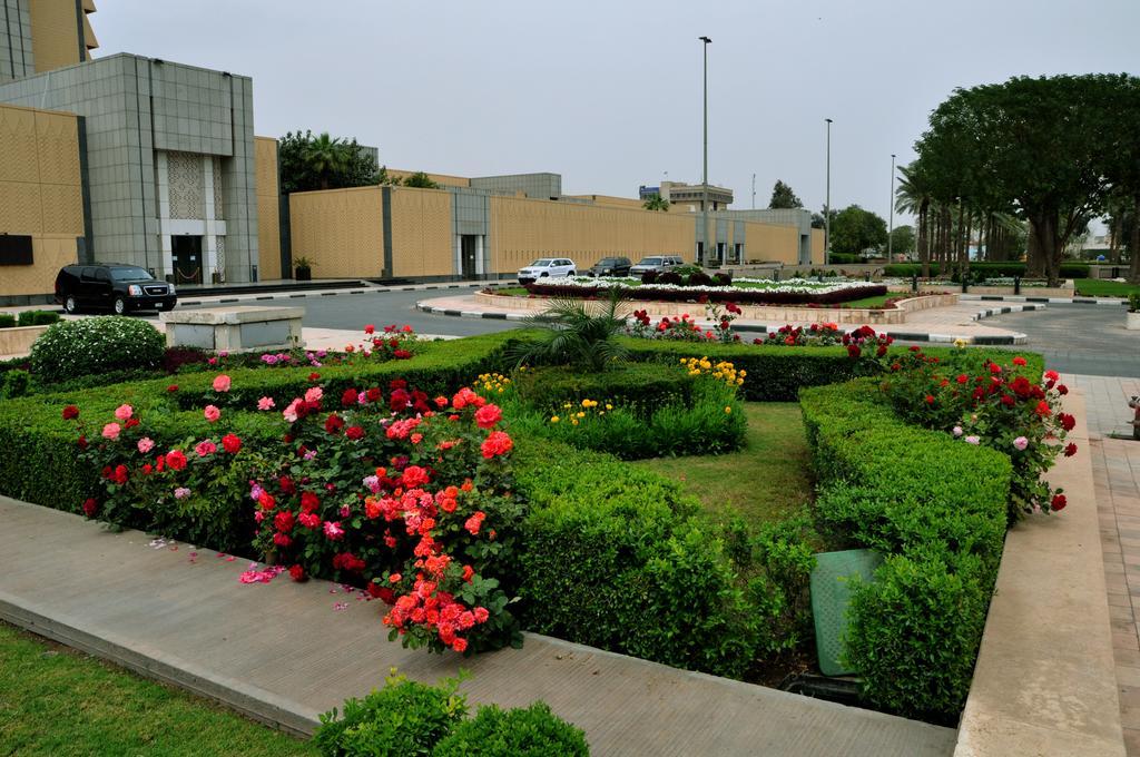 Royal Tulip Alrasheed Hotel Baghdād Zewnętrze zdjęcie
