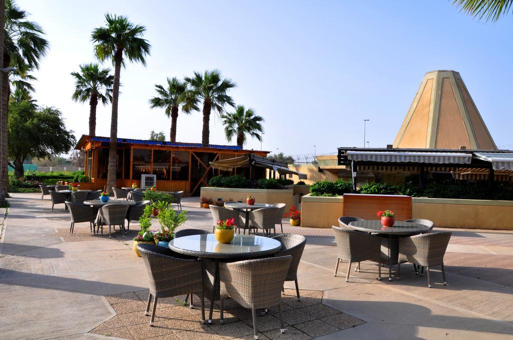 Royal Tulip Alrasheed Hotel Baghdād Zewnętrze zdjęcie